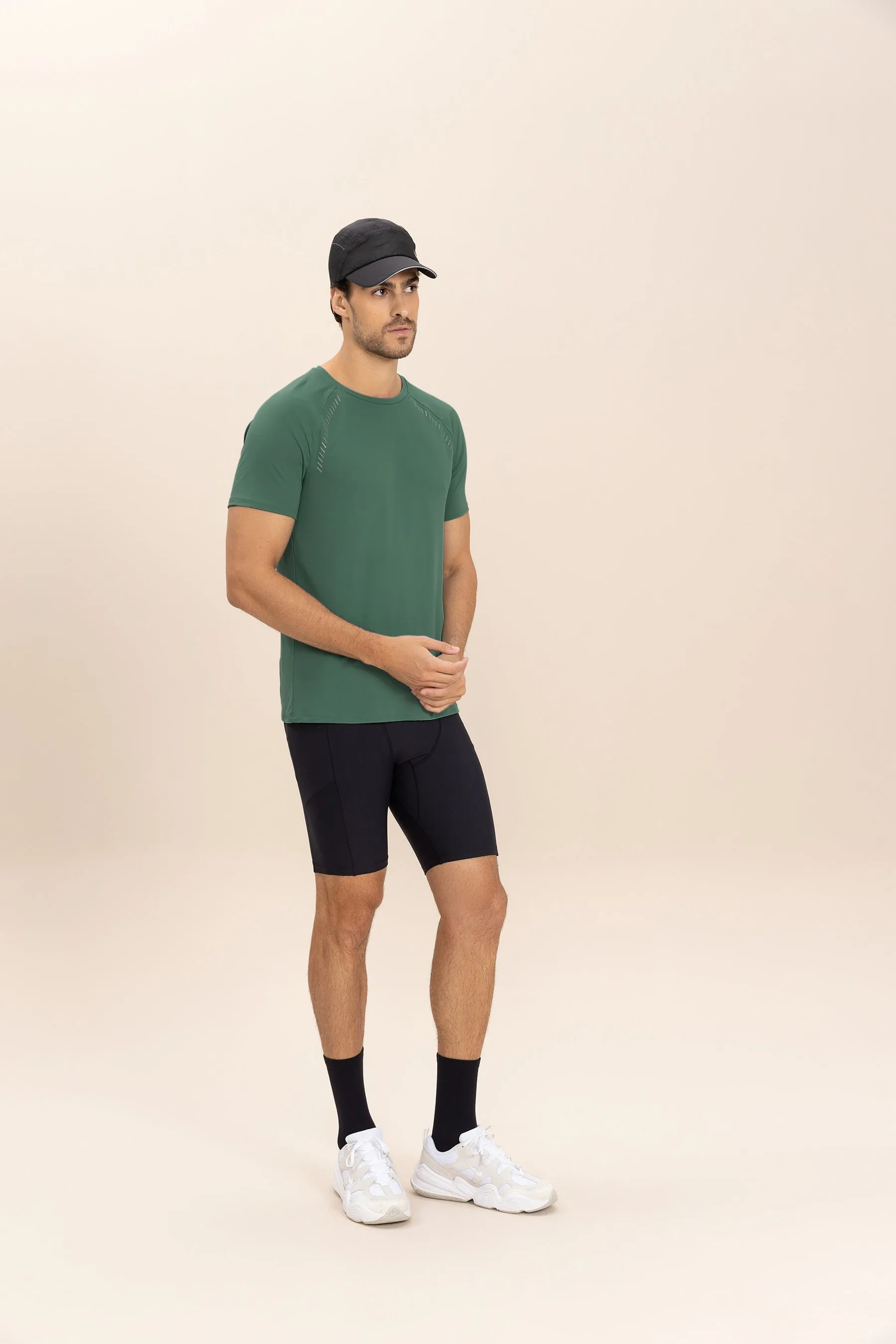 Comfy Raglan Link Pea T-Shirt