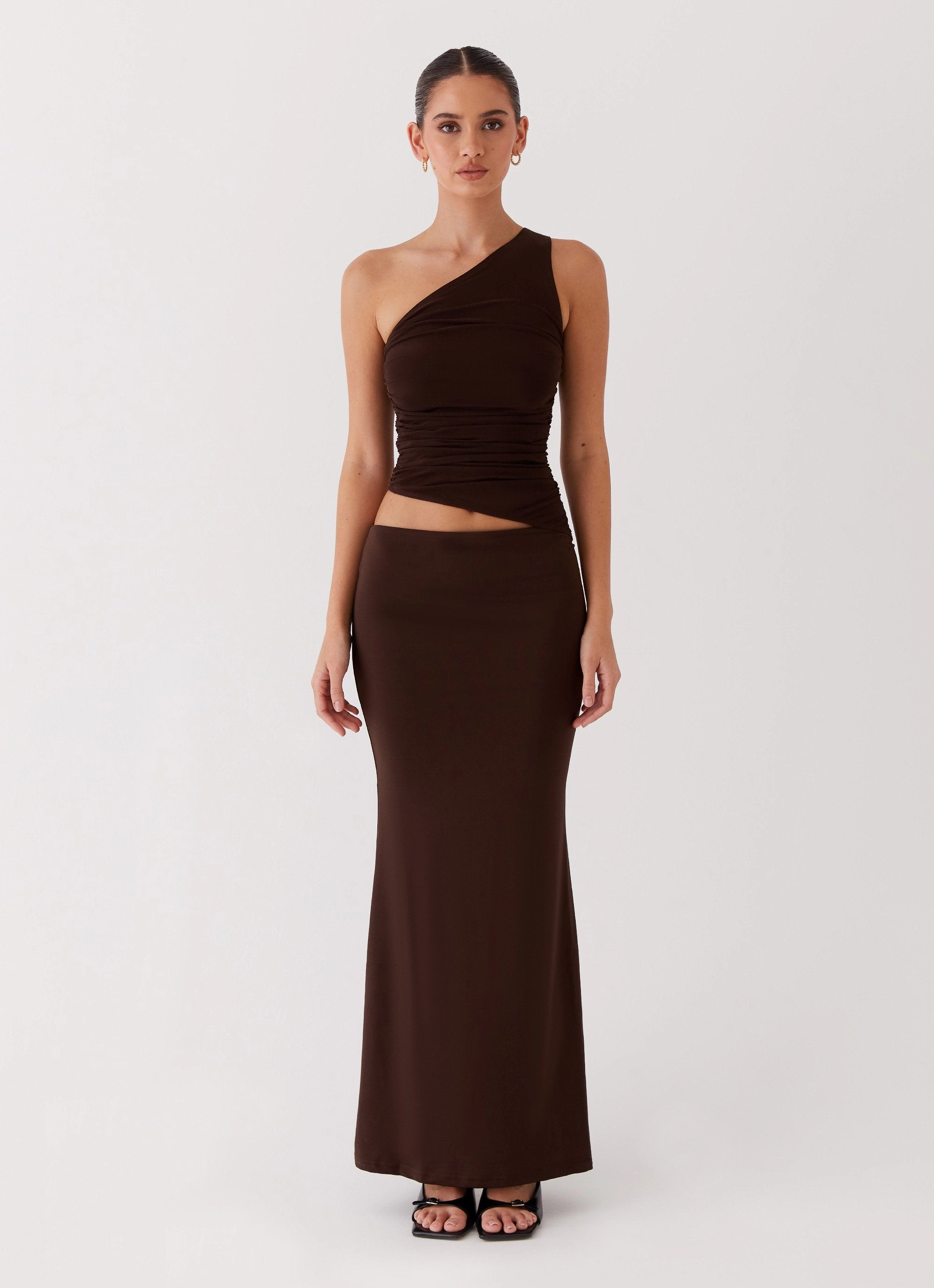Lightweight Feel Seranella One Shoulder Maxi Dress - Chocolate