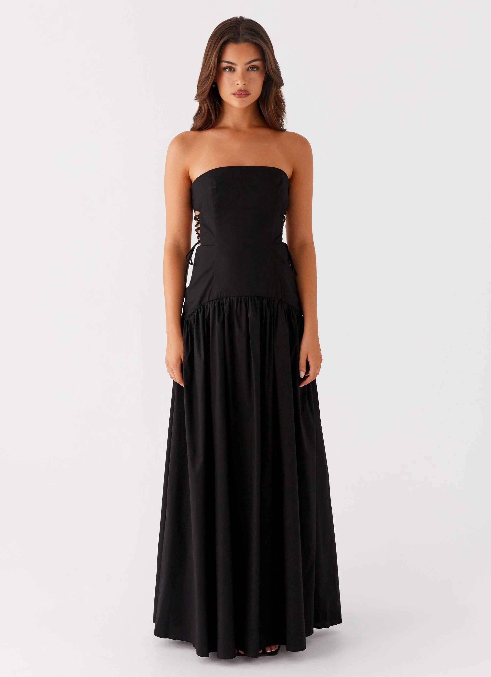 Sleek and Simple Conagh Maxi Dress - Black