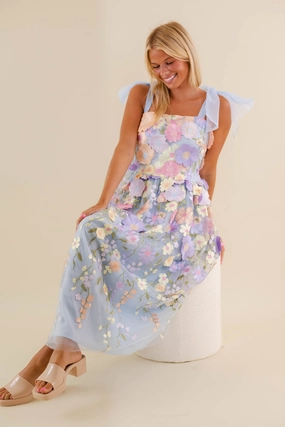 Chic Spirit Classic Romance 3D Flower Maxi Dress