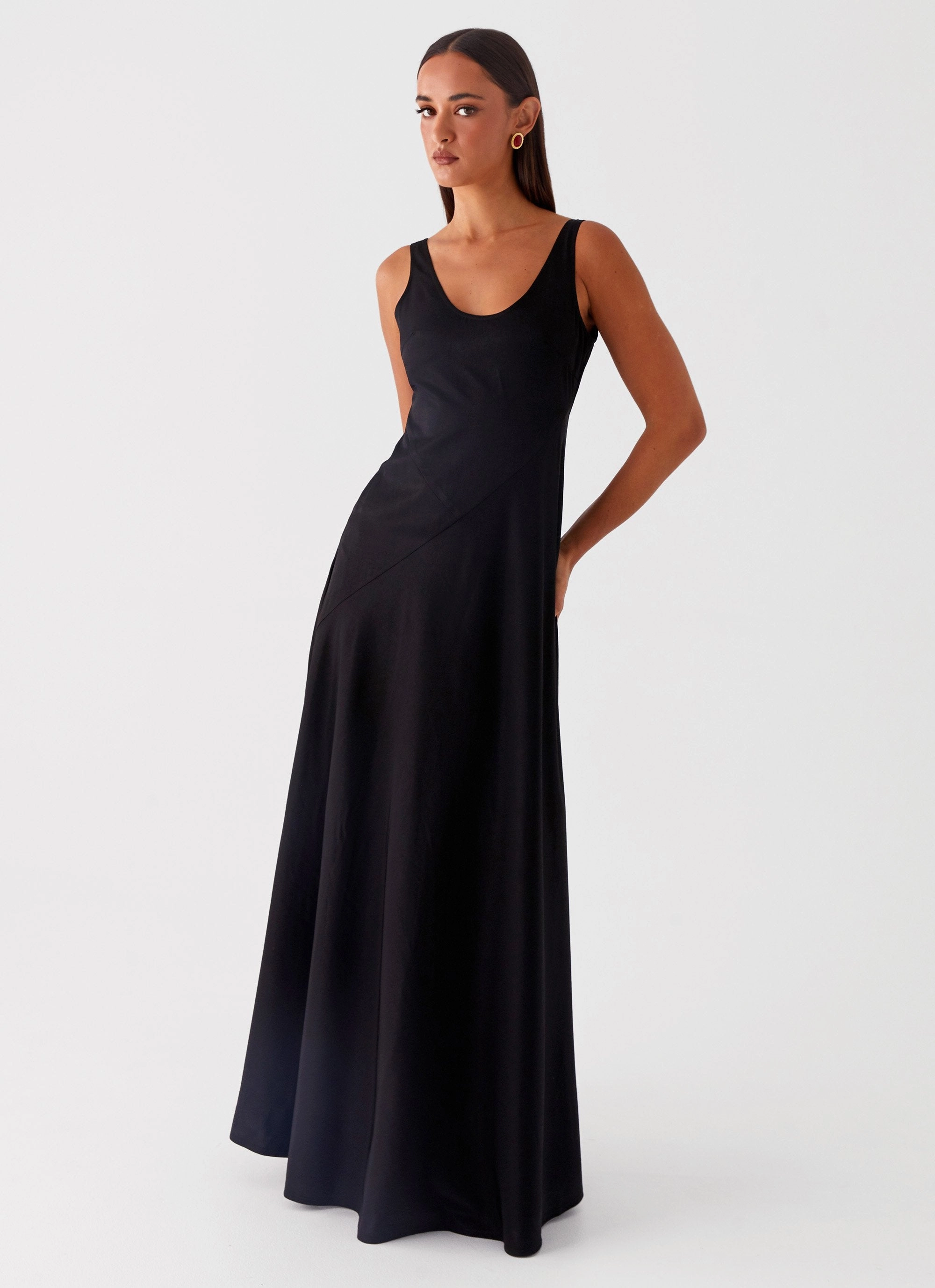Cosma Maxi Dress - Black Relaxed Finish Fold-Over-Detail