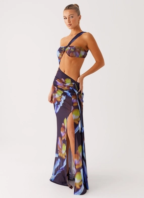 Capsule-Wardrobe Sleek Appearance Costa Rica Maxi Dress - Dark Floral