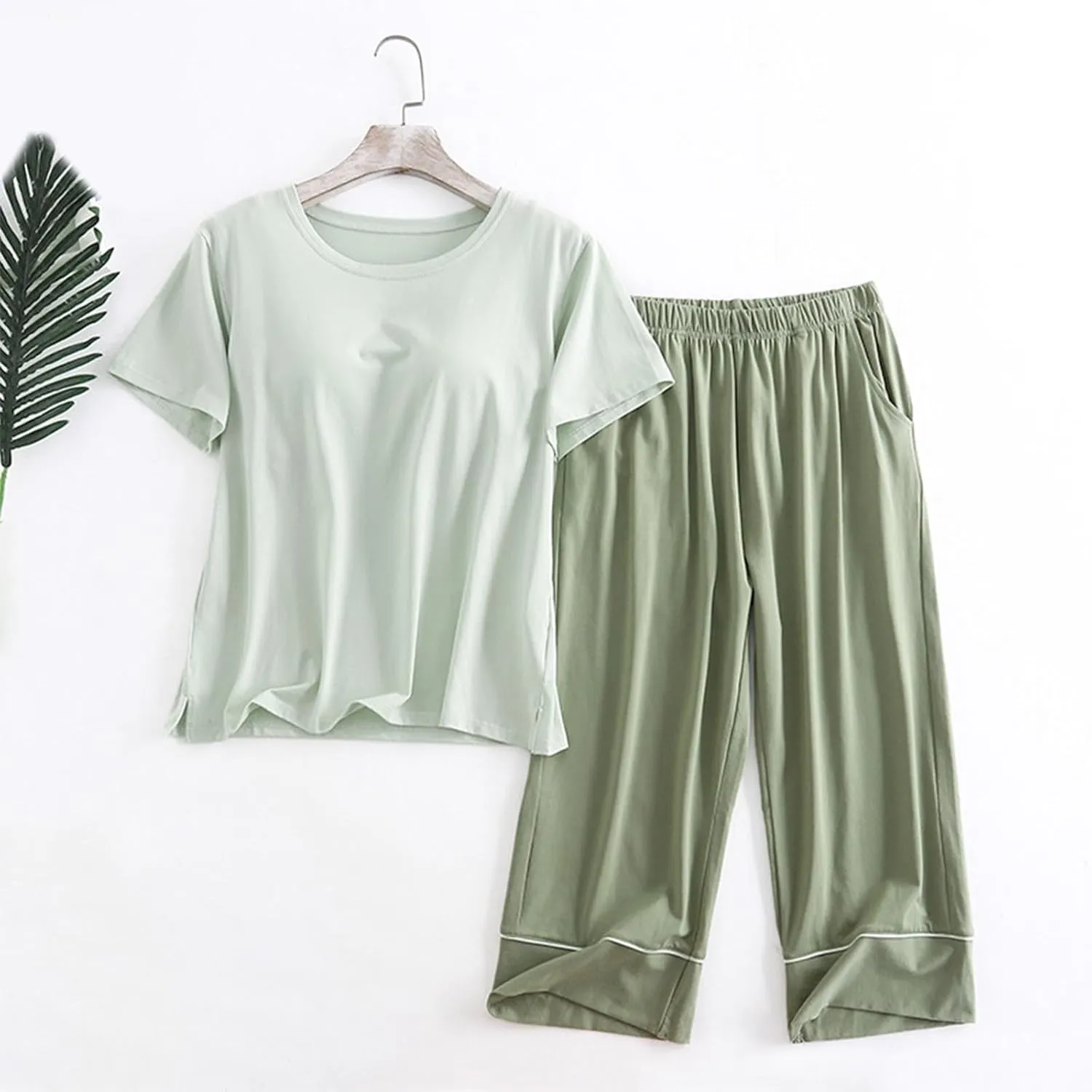 Cotton Pajama Sets for Women 2 Piece Soft Loungewear Built-in Bra Short Sleeve Crop Tops and Capri Pants Sleepwear