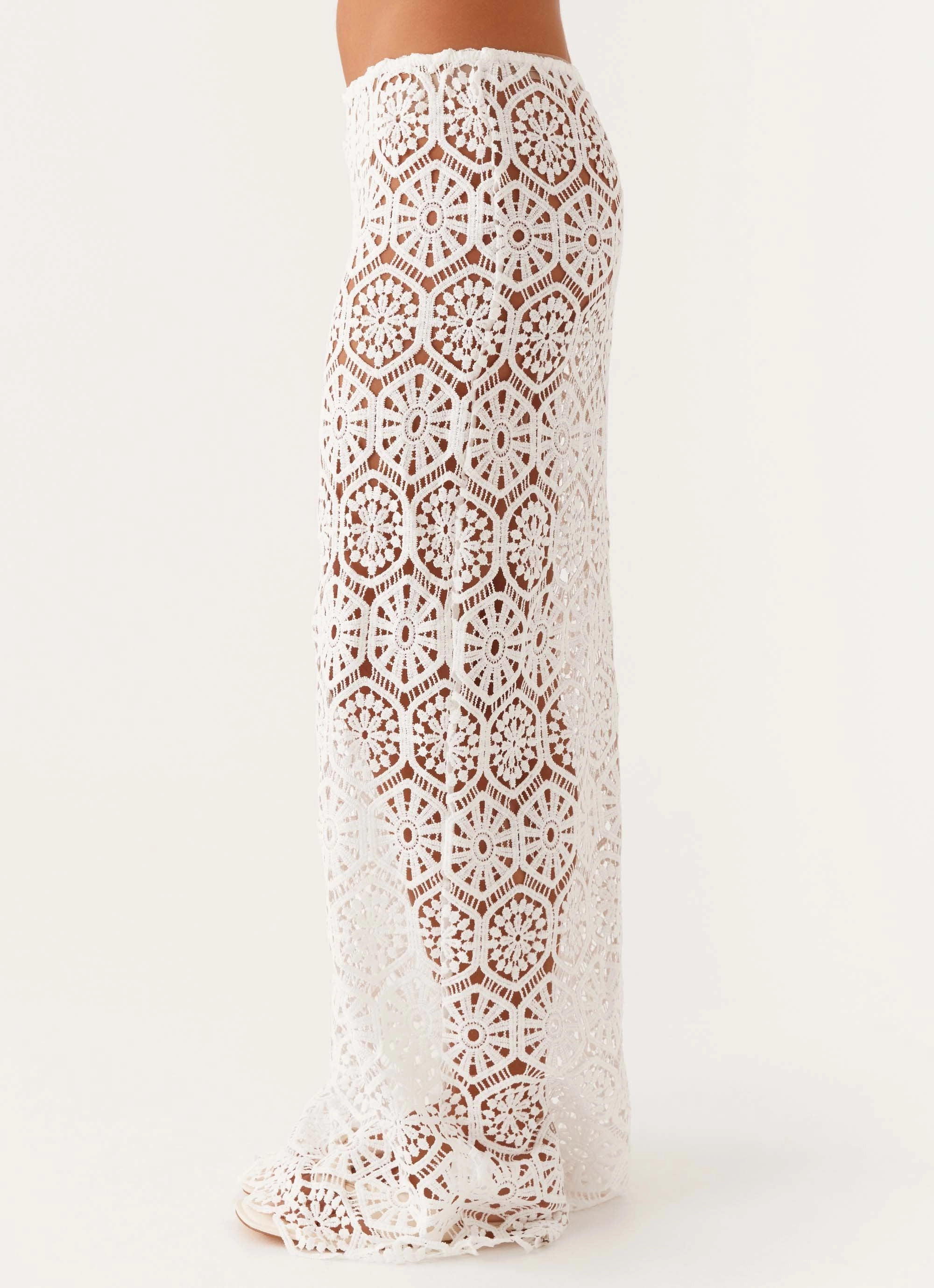 Mika Low Rise Crochet Maxi Skirt - White Flex Foam Inserts