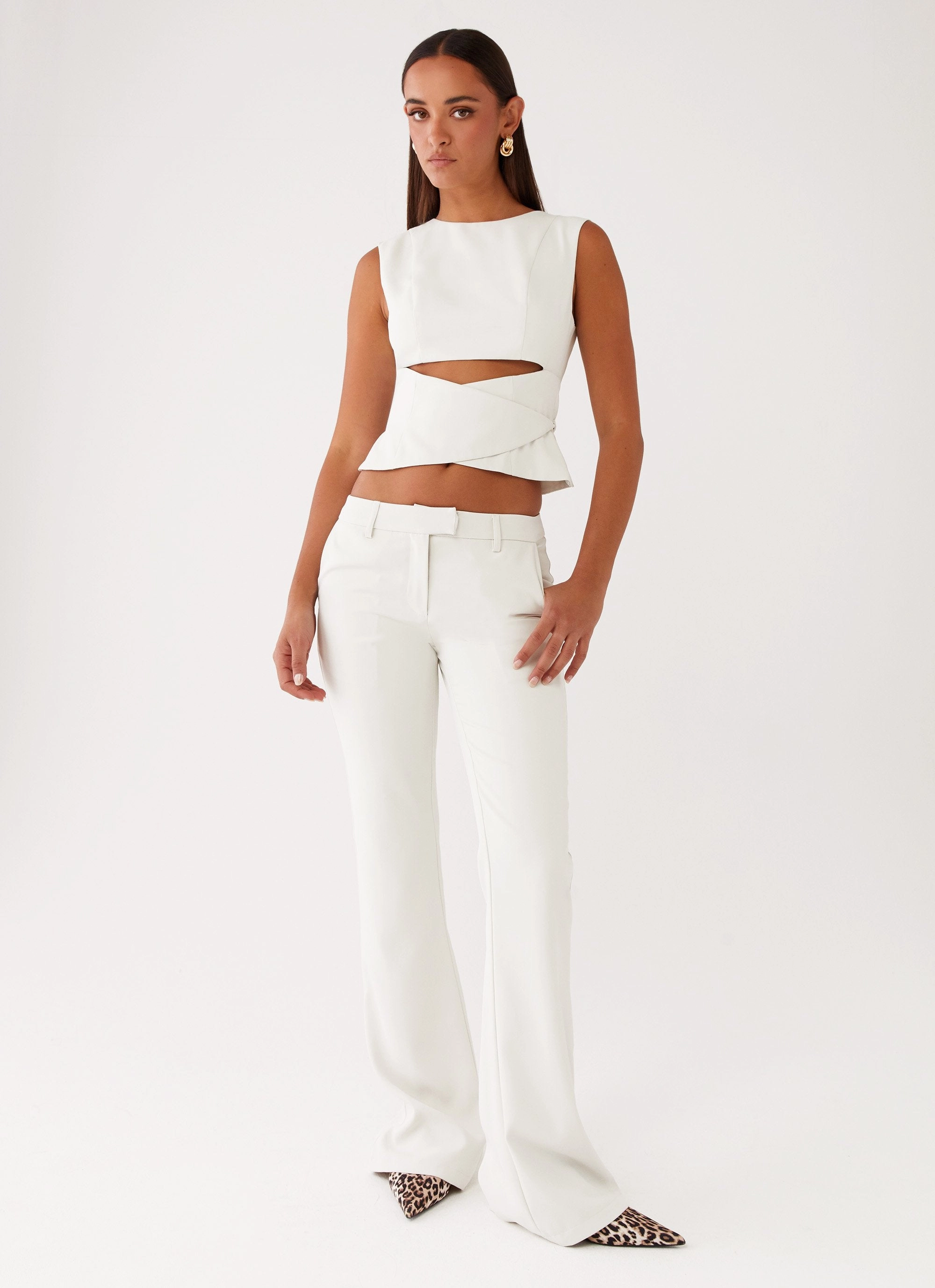 Casual Comfort Look Daily Wear Cyra Low Rise Slim Fit Pants - Ivory