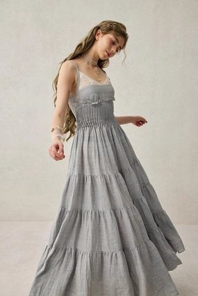 Stain Release Finish Daisy Veil 30 | Accordion Pleated Linen dress