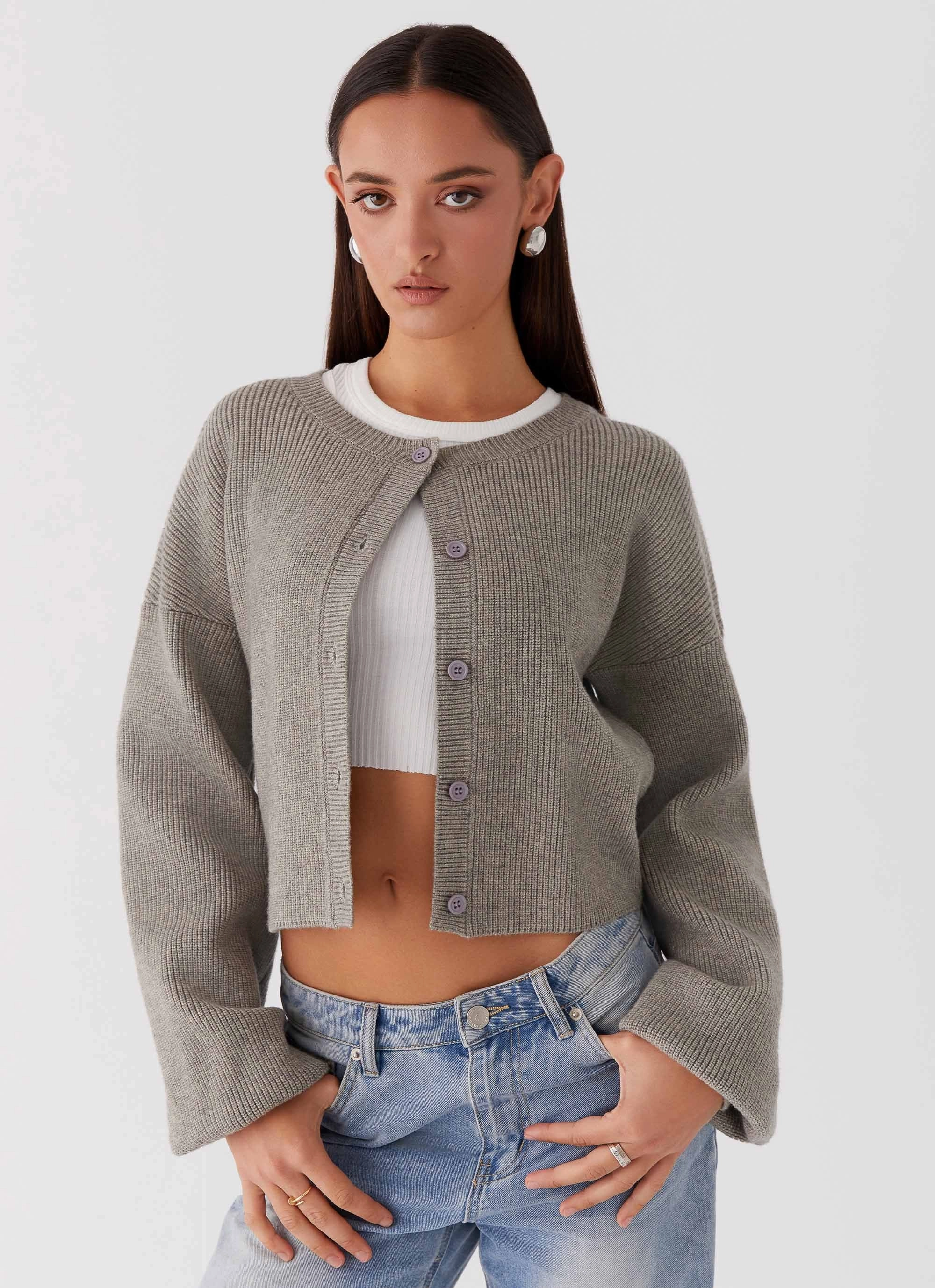 Functional Pockets Style Relaxed City Style Daphne Knit Cardigan - Light Grey