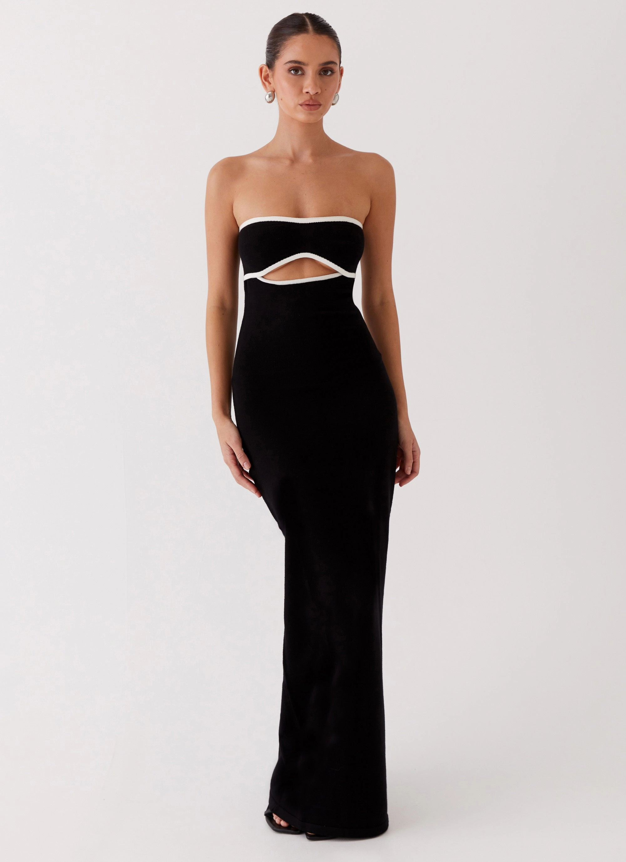 Chilly Weather Layer Chill Detail When In Rome Knit Maxi Dress - Black
