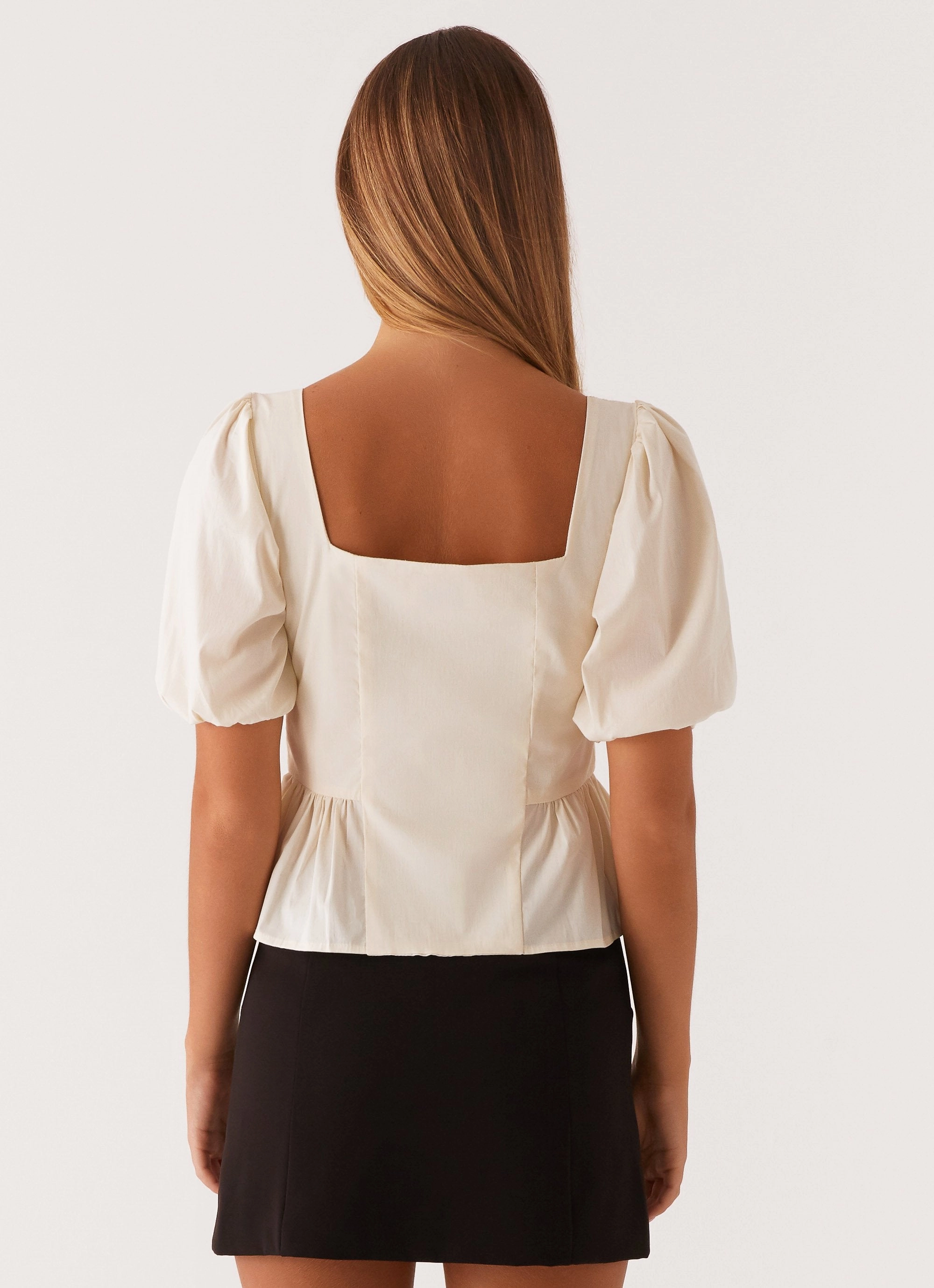 HypoallergenicFibers HeatSealed Seams Dawson Puff Sleeve Top - White