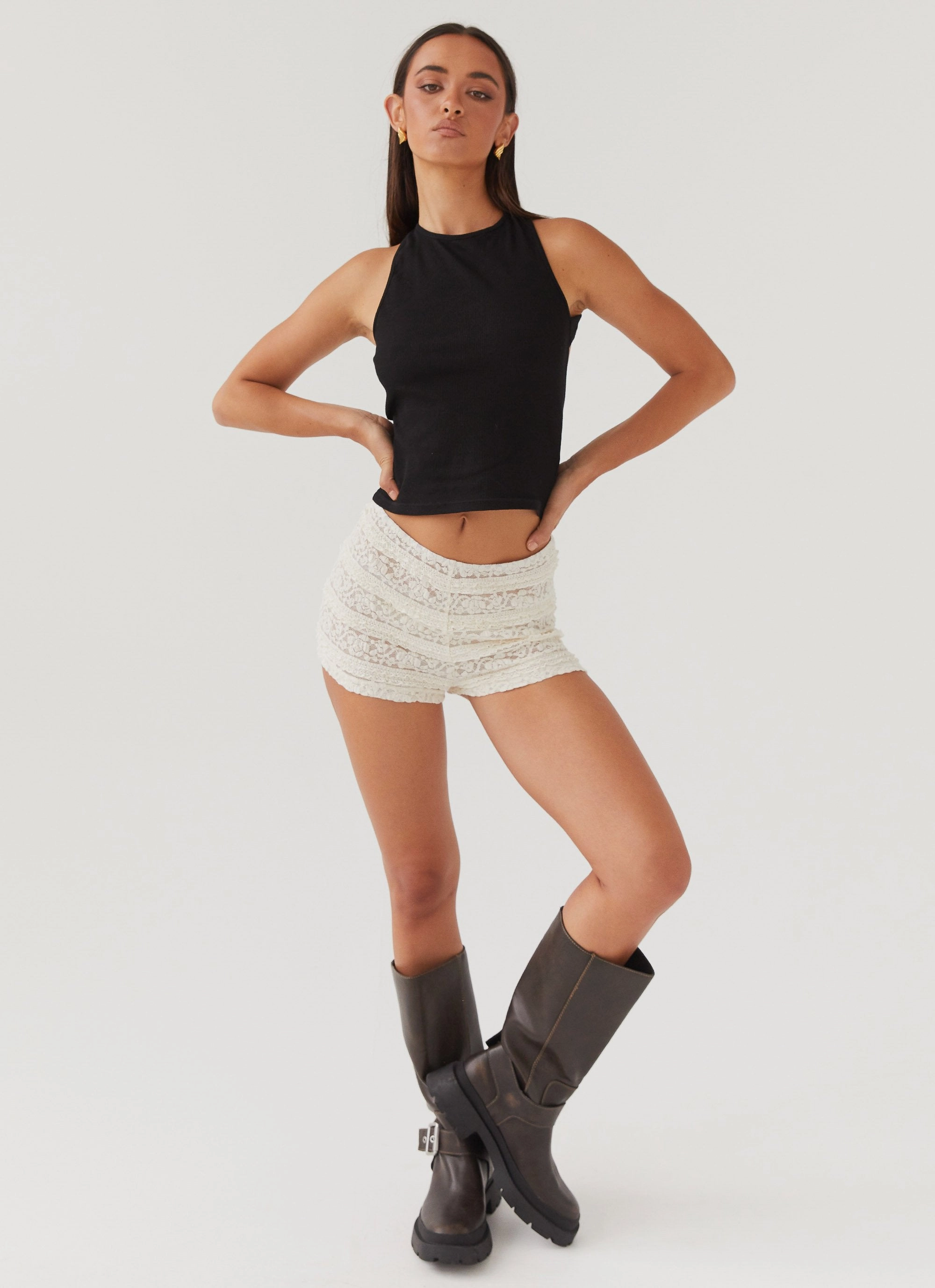 Training Comfort Desert Isle Mini Shorts - Ivory