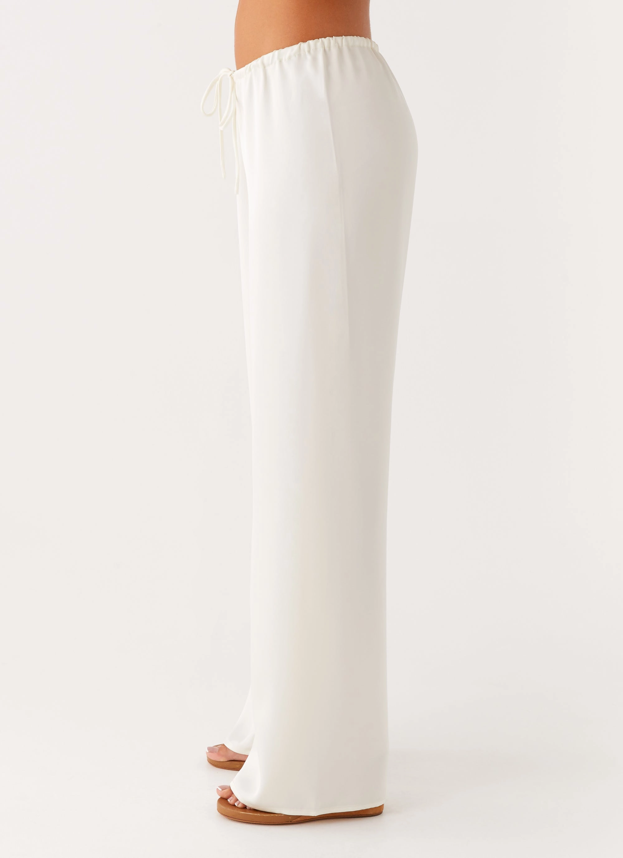 Deacon Low Rise Pants - Butter Classy Fit LightweightConstruction