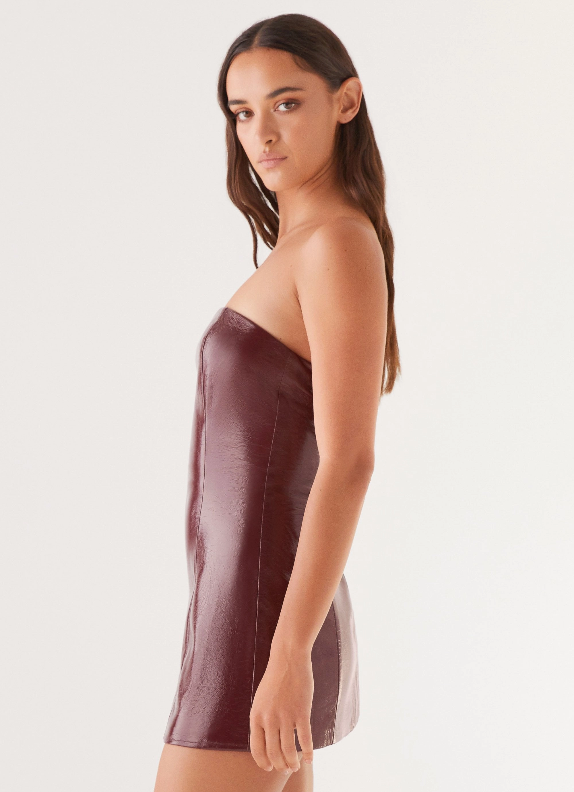 Evening Chic Soft Appearance Big Shot Strapless Mini Dress - Merlot