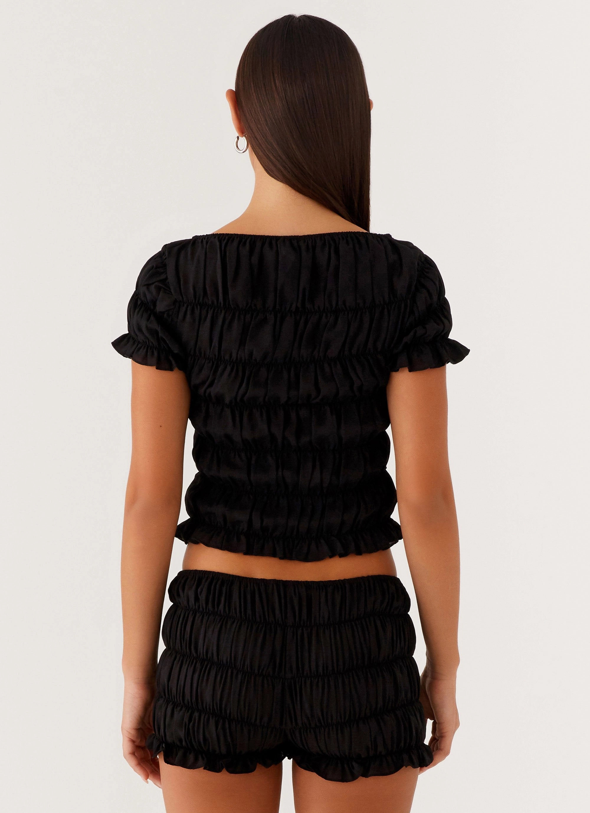 Elasticated Trim HypoallergenicConstruction Mateo Ruched Top - Black