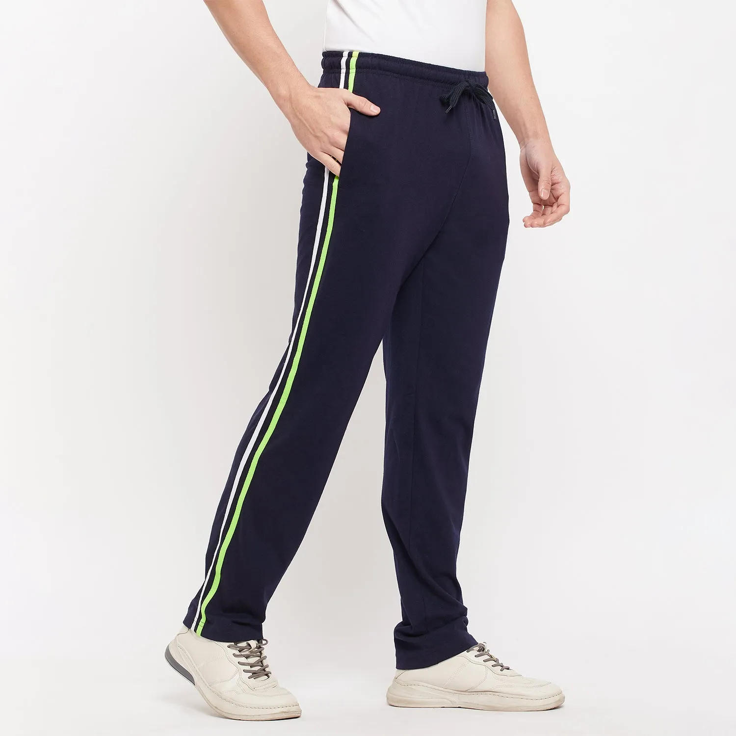 Duke Stardust Men Solid Regular Track Pant (MLF5622)