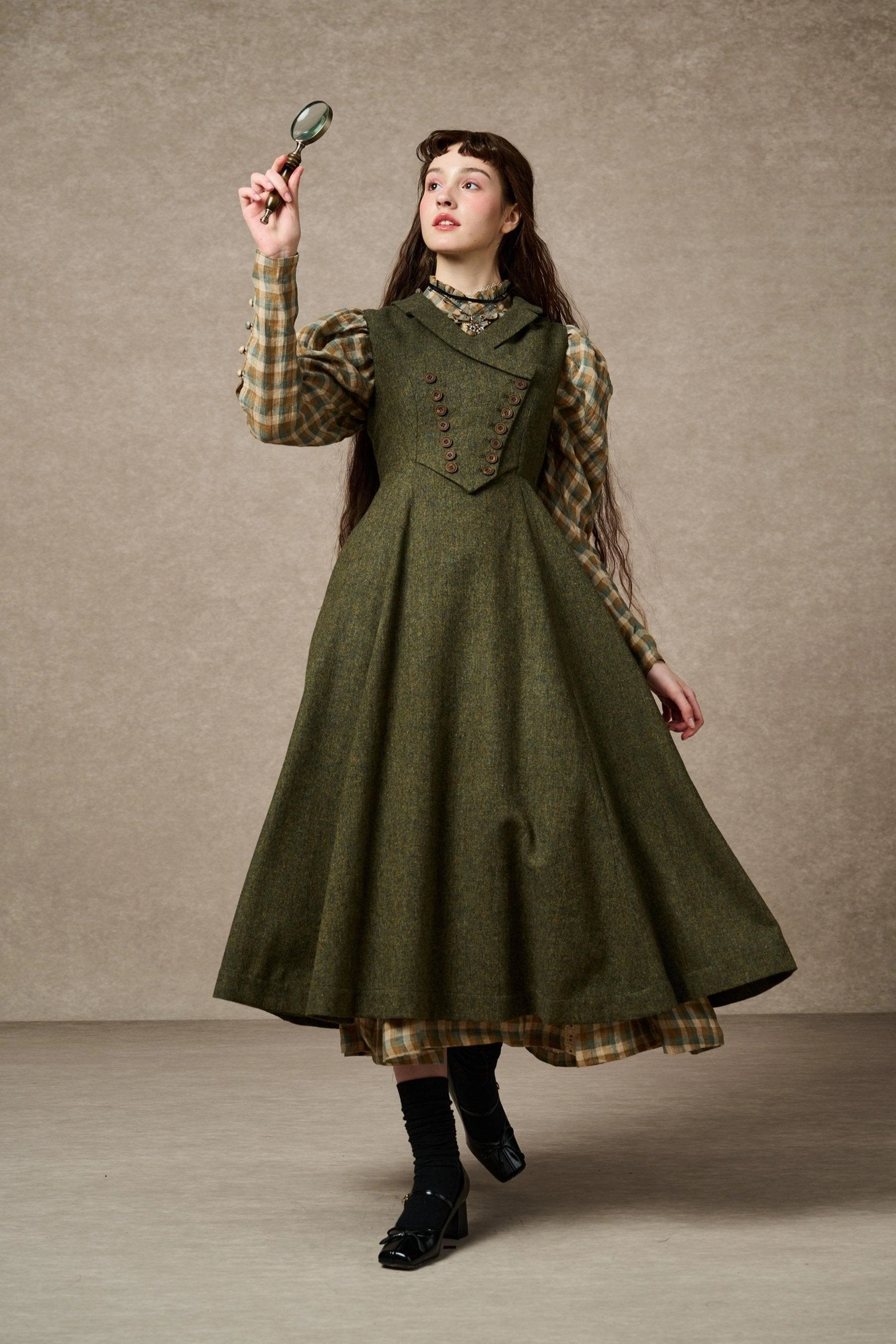 Helen 17| Vintage wool dress Active Utility Travel Friendly