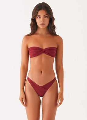 Delta Bikini Bottoms - Mulberry Sporty essentials Airflow channels