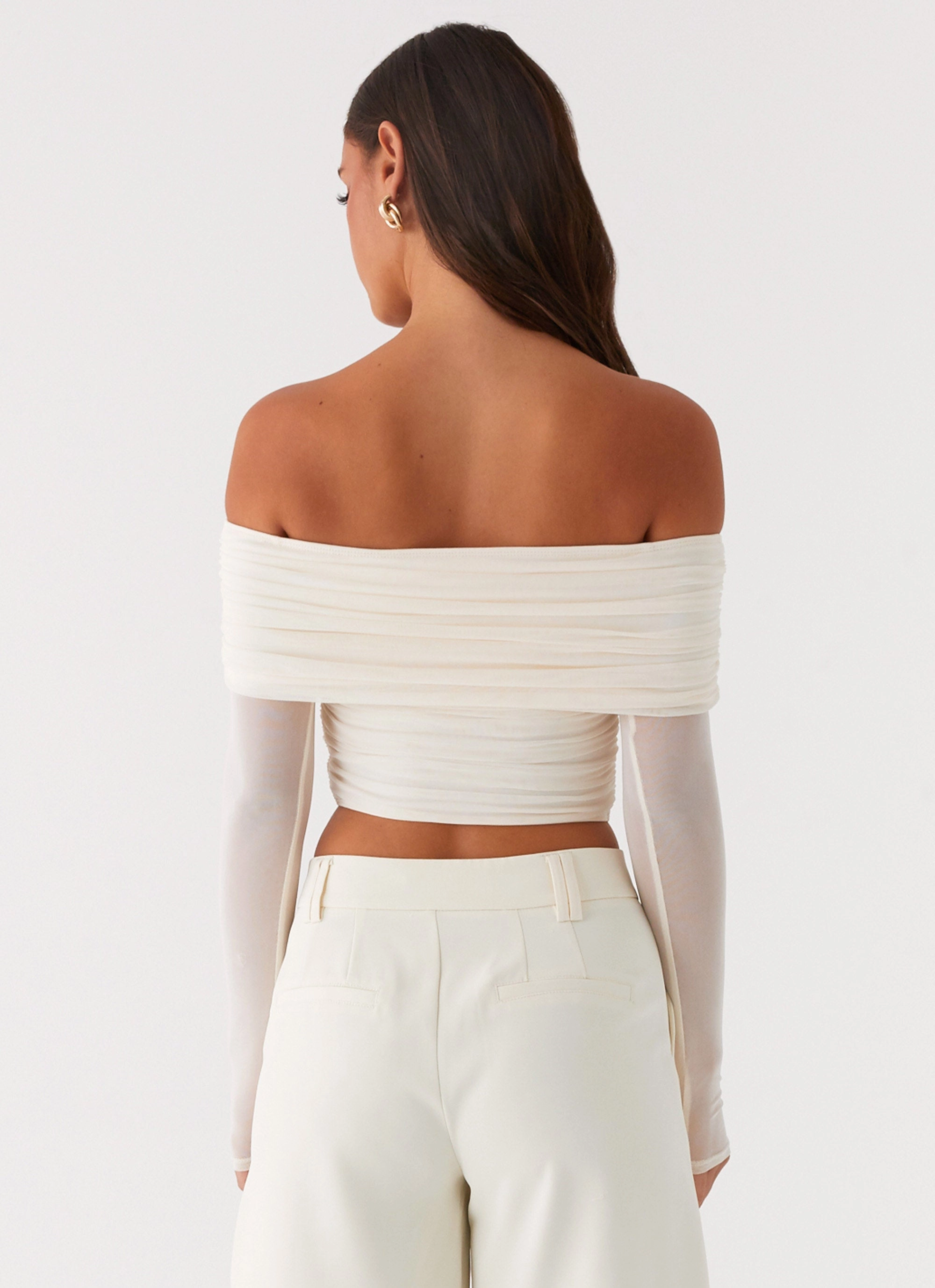 Double Layered Hood Assembly Silicone Grip Interior Vivianne Off Shoulder Top - Ivory