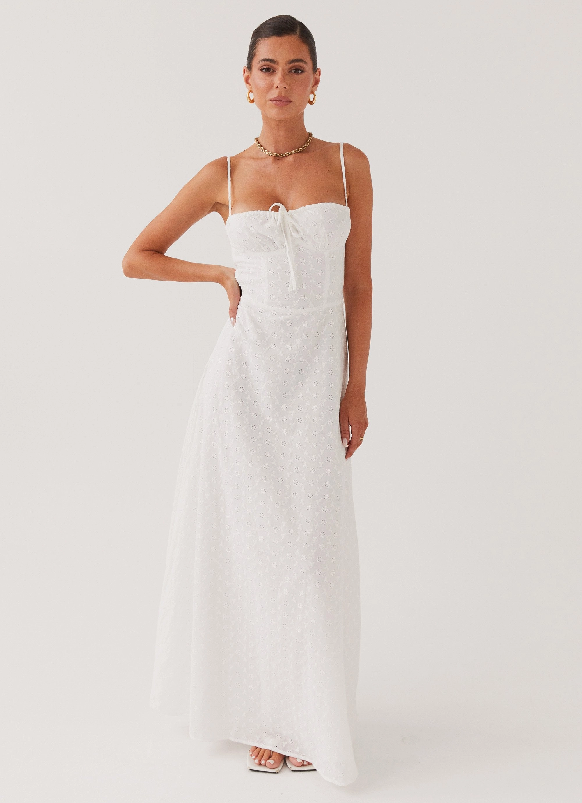 Elsie Broderie Maxi Dress - White Daily Essential