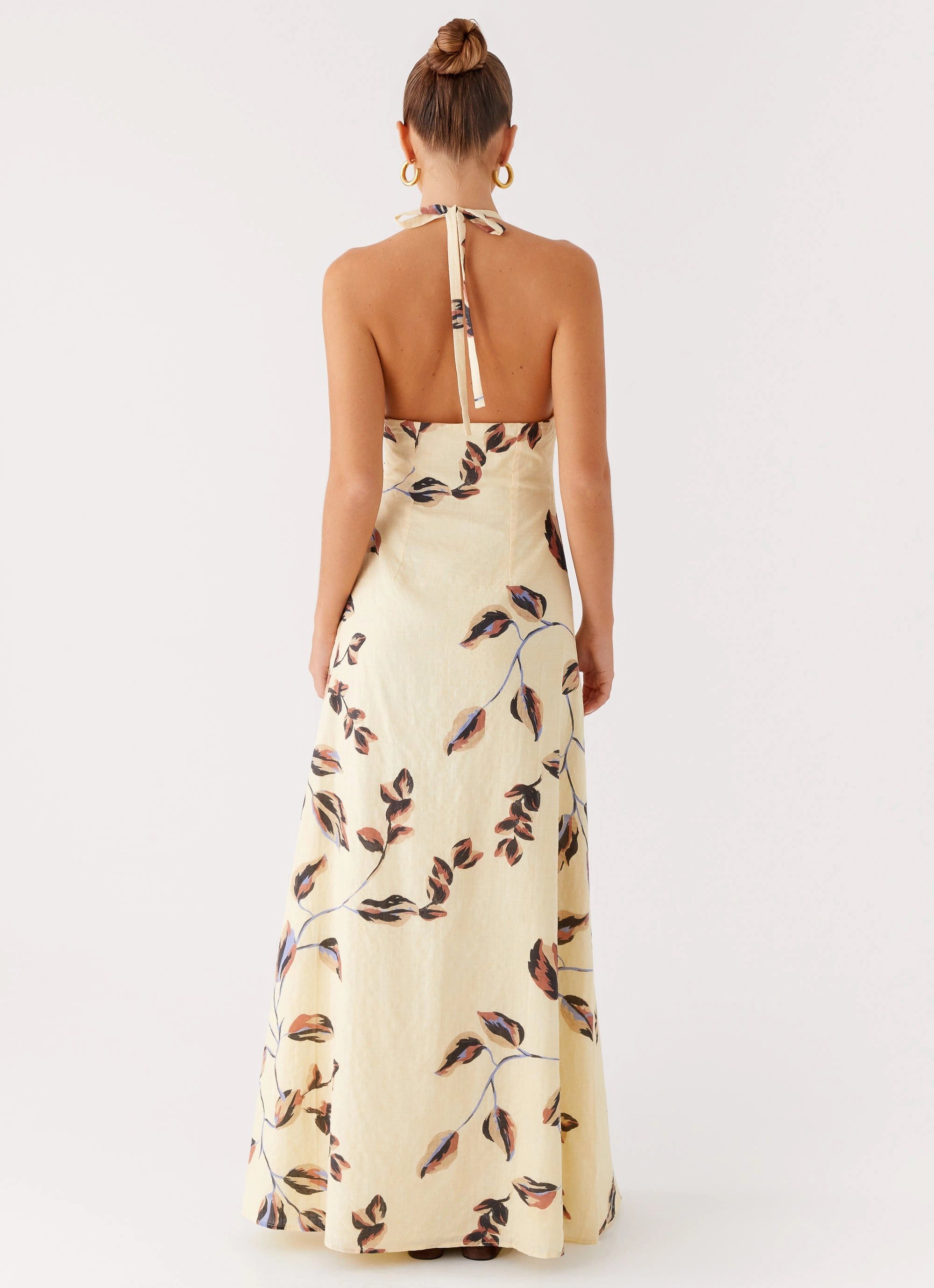 Elvina Halter Neck Maxi Dress - Buttercream Bliss Tear-resistant Elegant Fabric