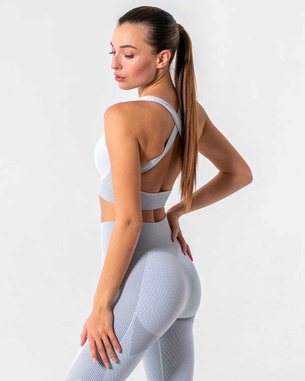 Embrace Seamless Sports Bra - Grey