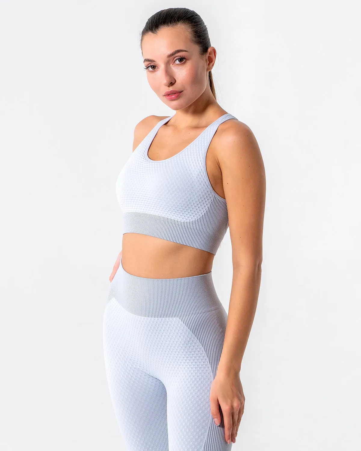 Embrace Seamless Sports Bra - Grey