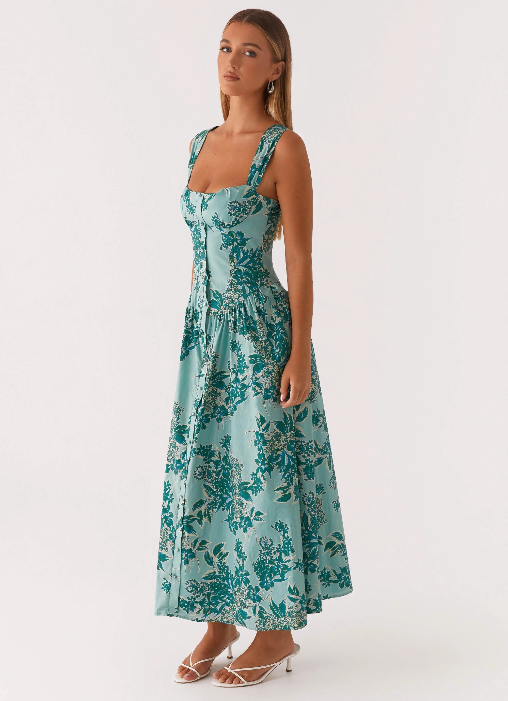 Versatile party outfit Chic Layering Emmalina Midi Dress - Cloud Nine Floral