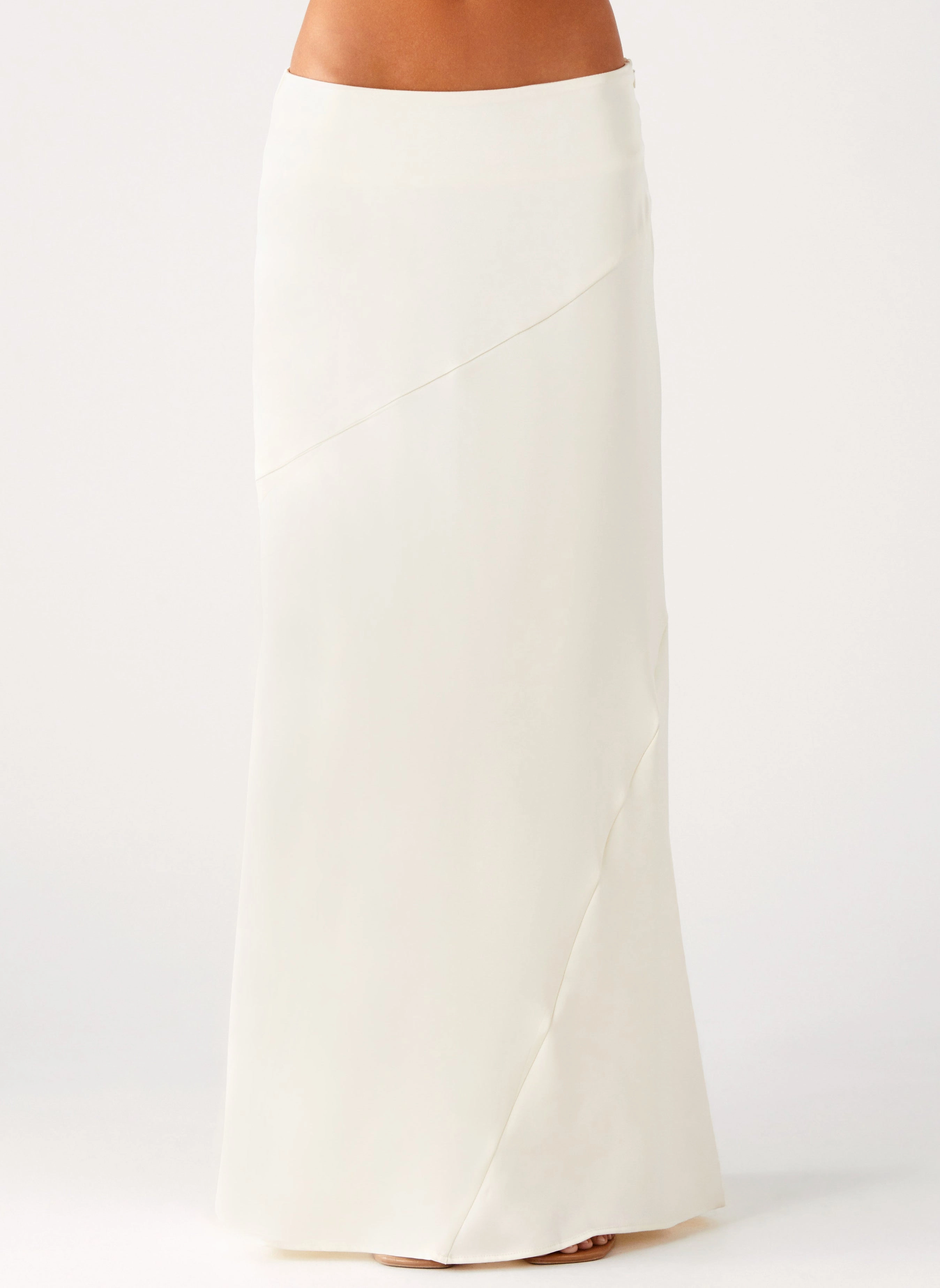 Stain Resistant Weave Anti Chafe Lining Chandra Maxi Skirt - Ivory