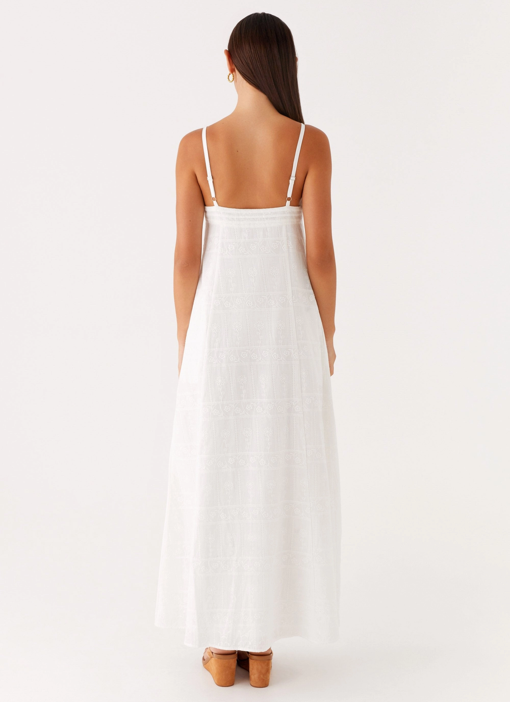 Smart and Chic Minimal Mood Cole Maxi Dress - White