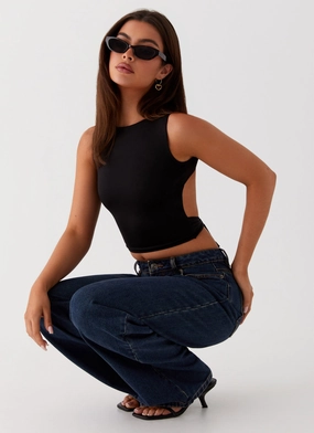Saskie Crop Top - Black NonFadeFinish FlexibleCollarStructure