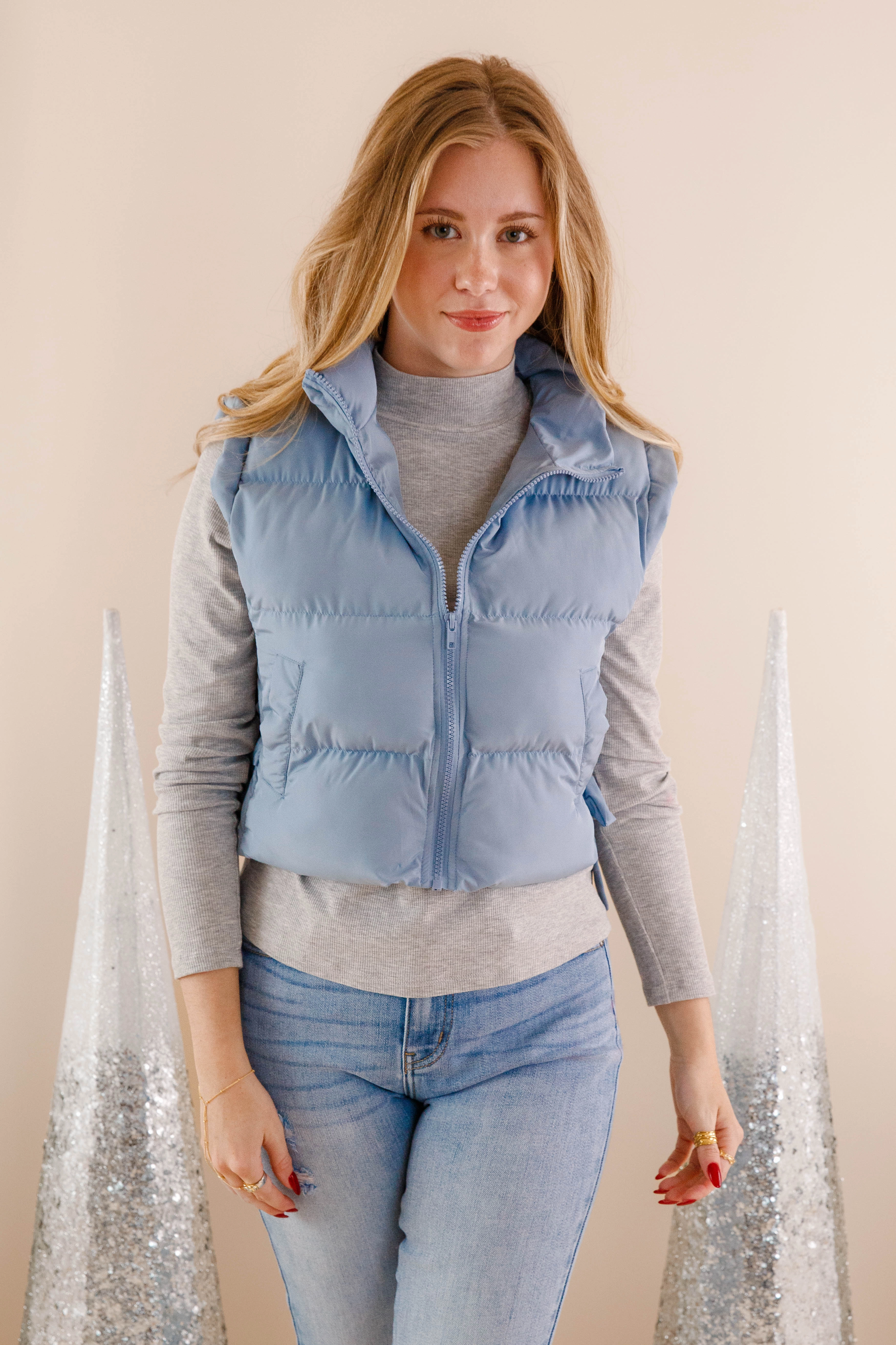 Everything I Need Vest Microfiber Technology DropShoulder