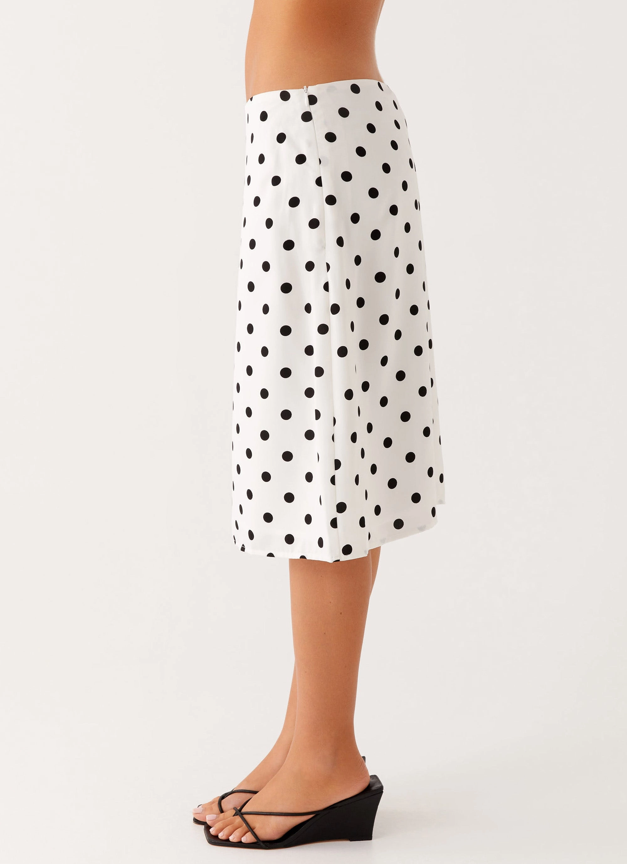 Seamless Wear Evoke Chiffon Midi Skirt - White Polka Dot