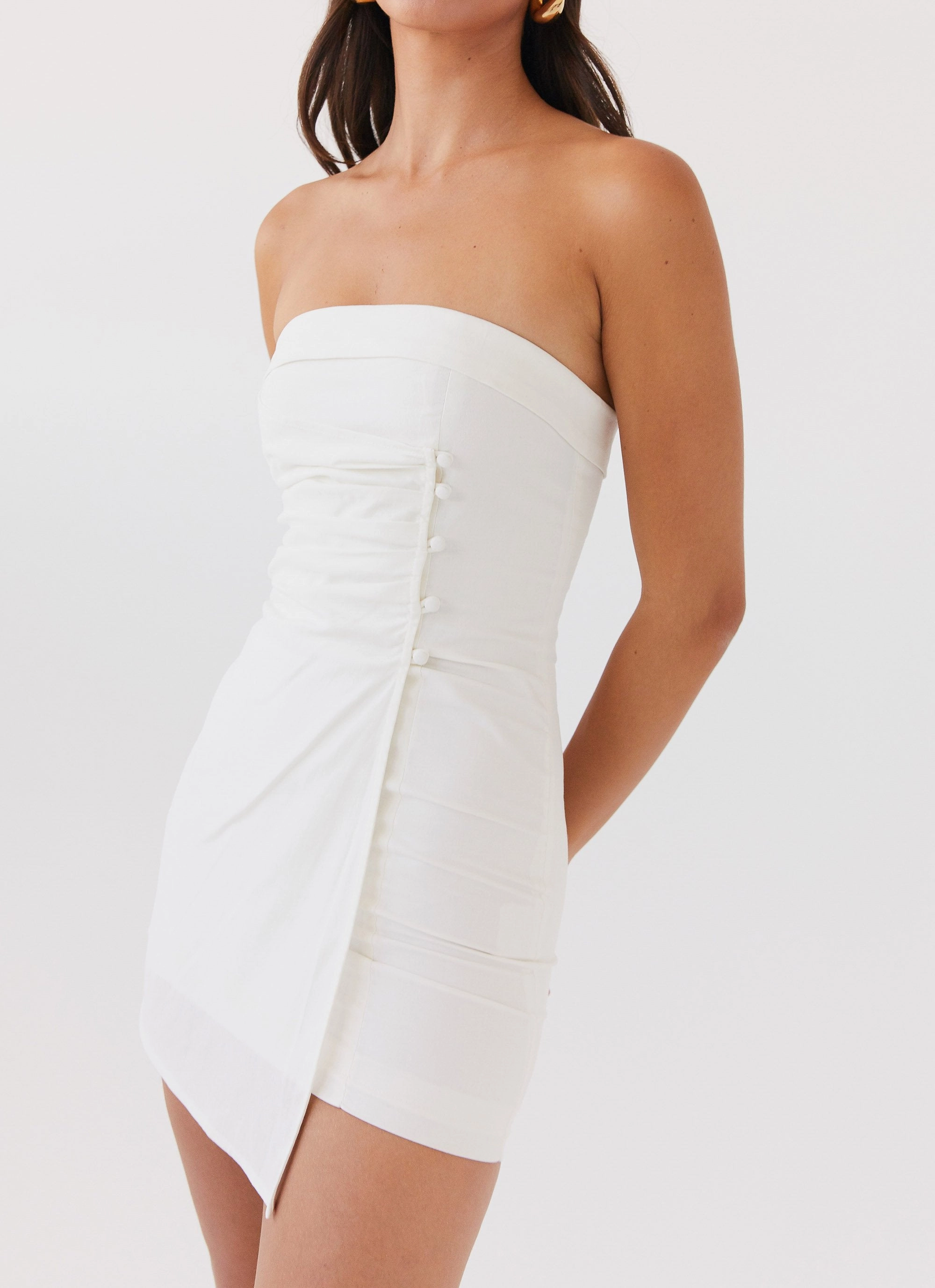 Form Focus Chilly Wear Lavinia Linen Tube Mini Dress - White