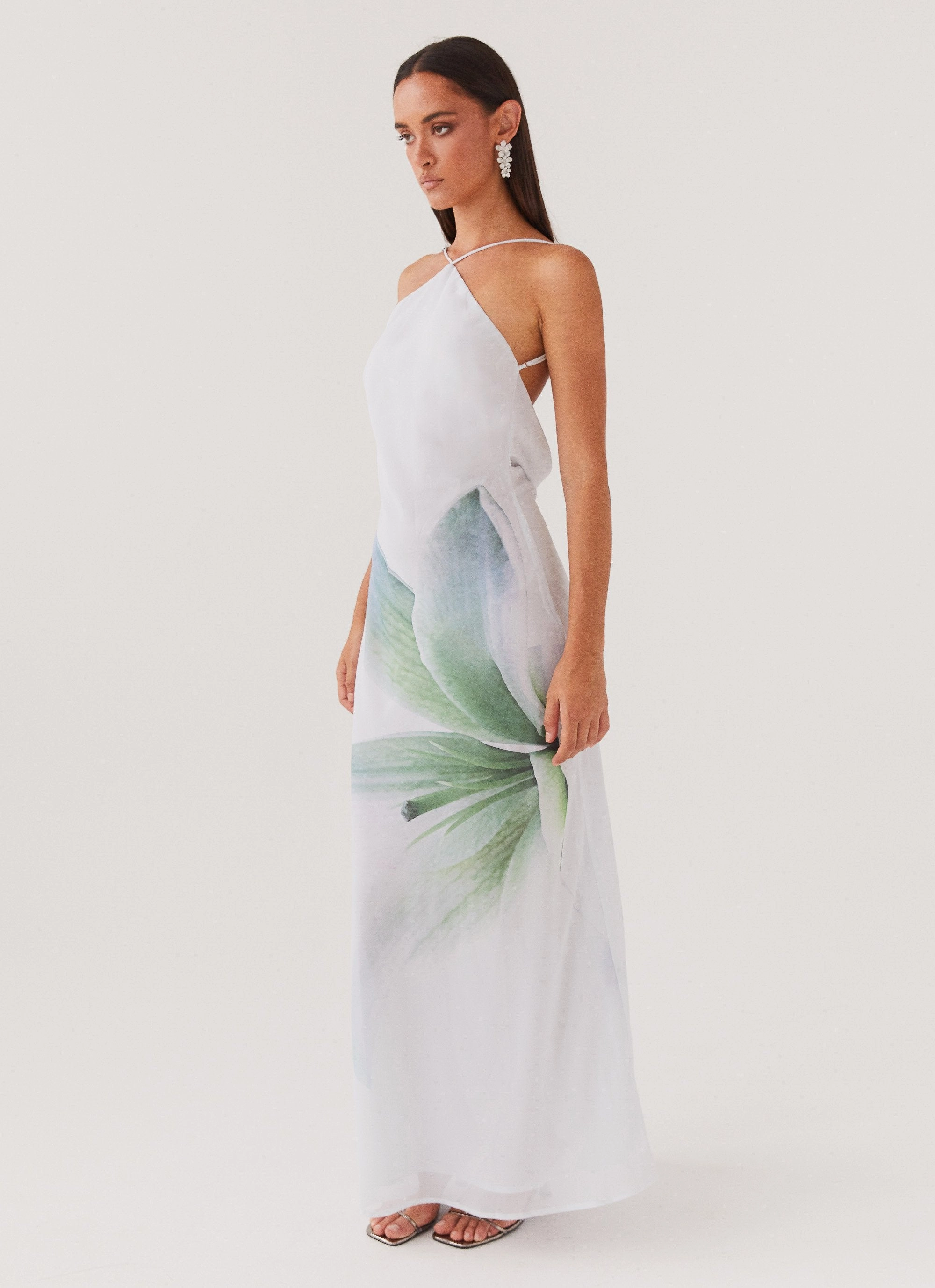 Blossom Hearts Maxi Dress - Dahlia Ash Minimalist-Trend Detachable-Detail
