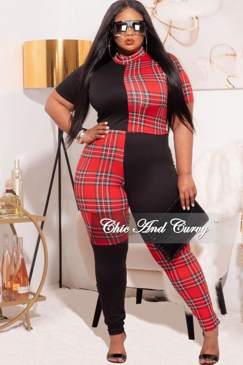 No Irritation Seams DurableConstruction Final Sale Plus Size 2-Piece Color block Plaid Set with Crop Top & Leggings