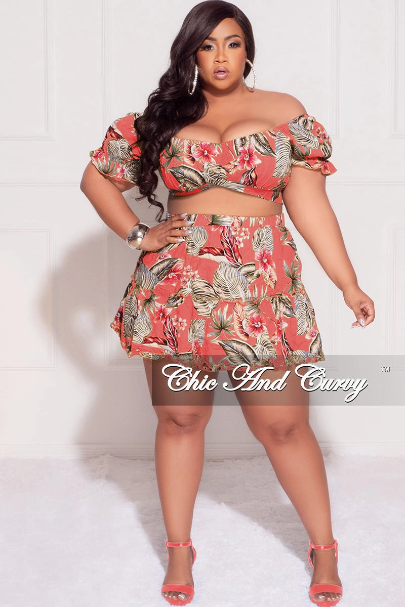 AdjustableWaistband CompressionFitFabric Final Sale Plus Size 2pc Off the Shoulder Crop Top and Skirt Set in Mauve Floral Print