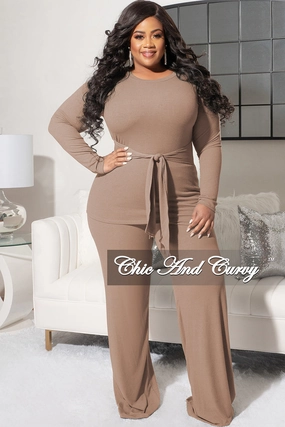 Final Sale Plus Size 2pc Ribbed Long Sleeve Top and Pants Set in Mocha Active Layer Comfort Focused