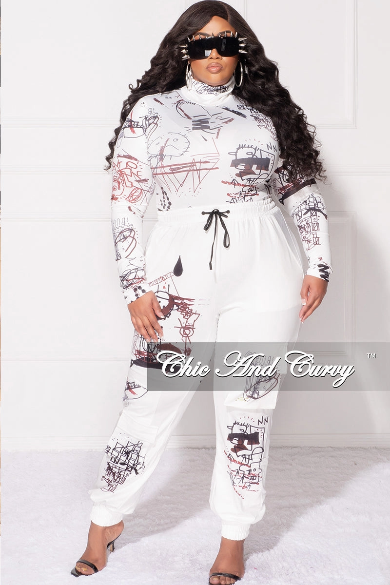Thermal Lining Final Sale Plus Size 2pc Set in White with Black Graphic Print