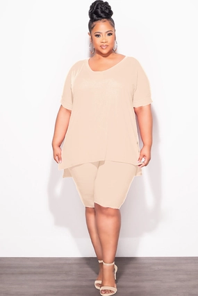 Final Sale Plus Size 2pc V-Neck Tunic Top and Matching Shorts Set in Beige Full Motion