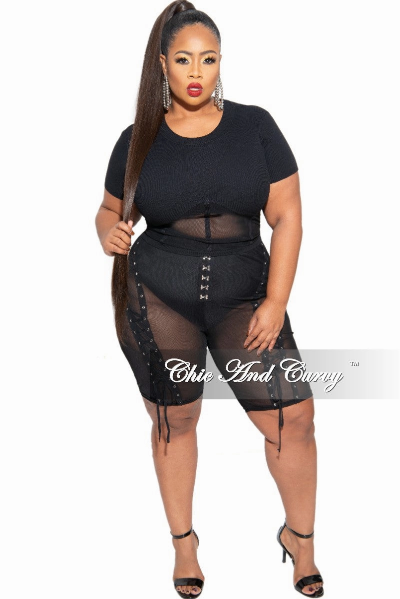 Sporty Stretch Fit Final Sale Plus Size Mesh Set with Grommet Details