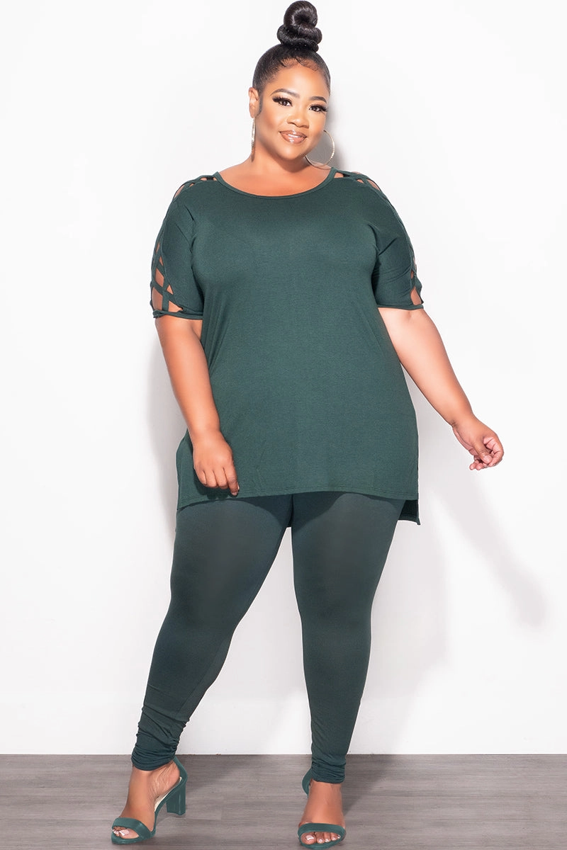 Seamless construction Final Sale Plus Size Top and Legging Set in Hunter Green
