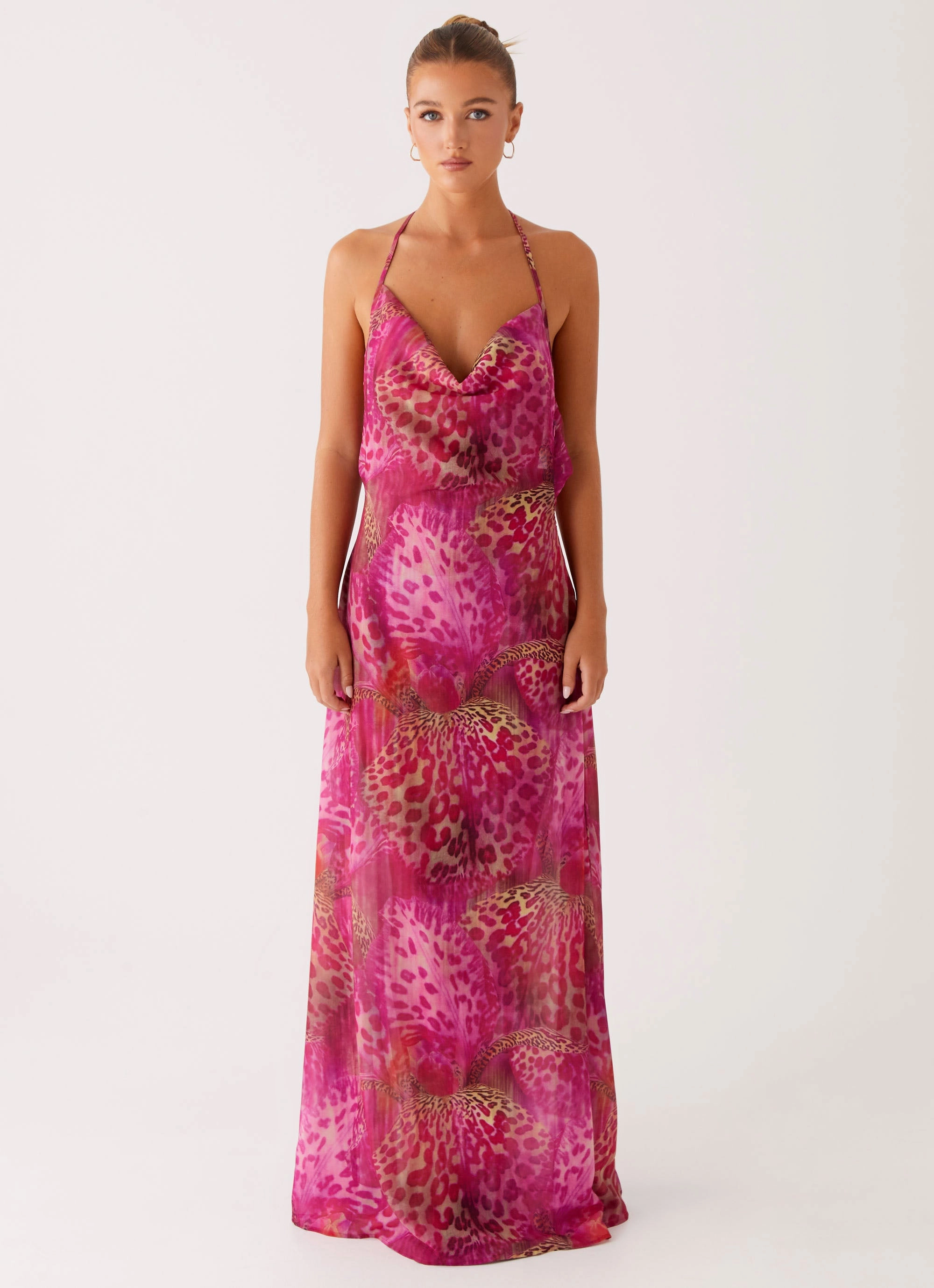 Poised Vibe Relax Tones Fantasy Maxi Dress - Lavender Lagoon
