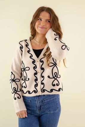 Creating New Patterns Cardigan FullCut Shoulder AbrasionResistant Edging