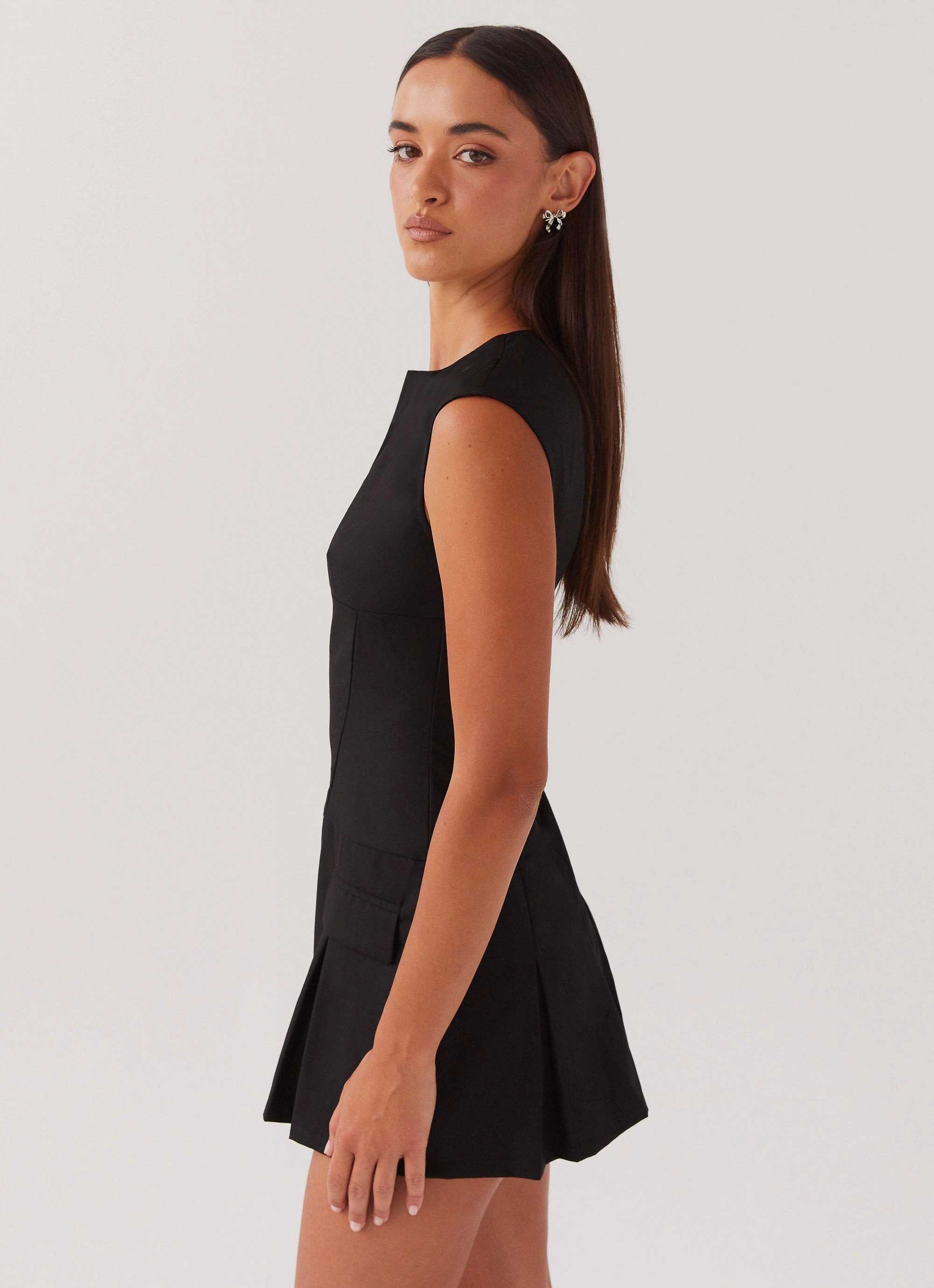 Easy Look Subtle tone Cassia Mini Dress - Black