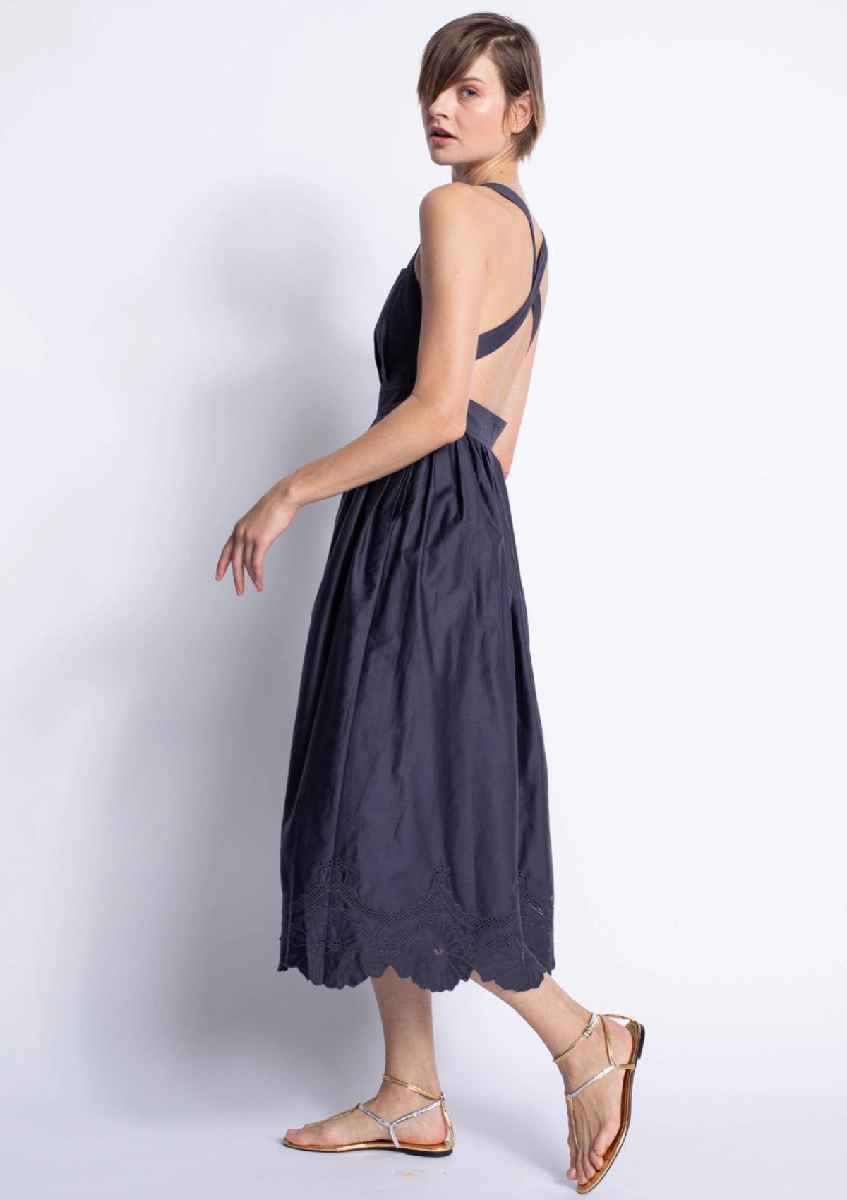 Sophisticated Look Mora Embroidered Dress