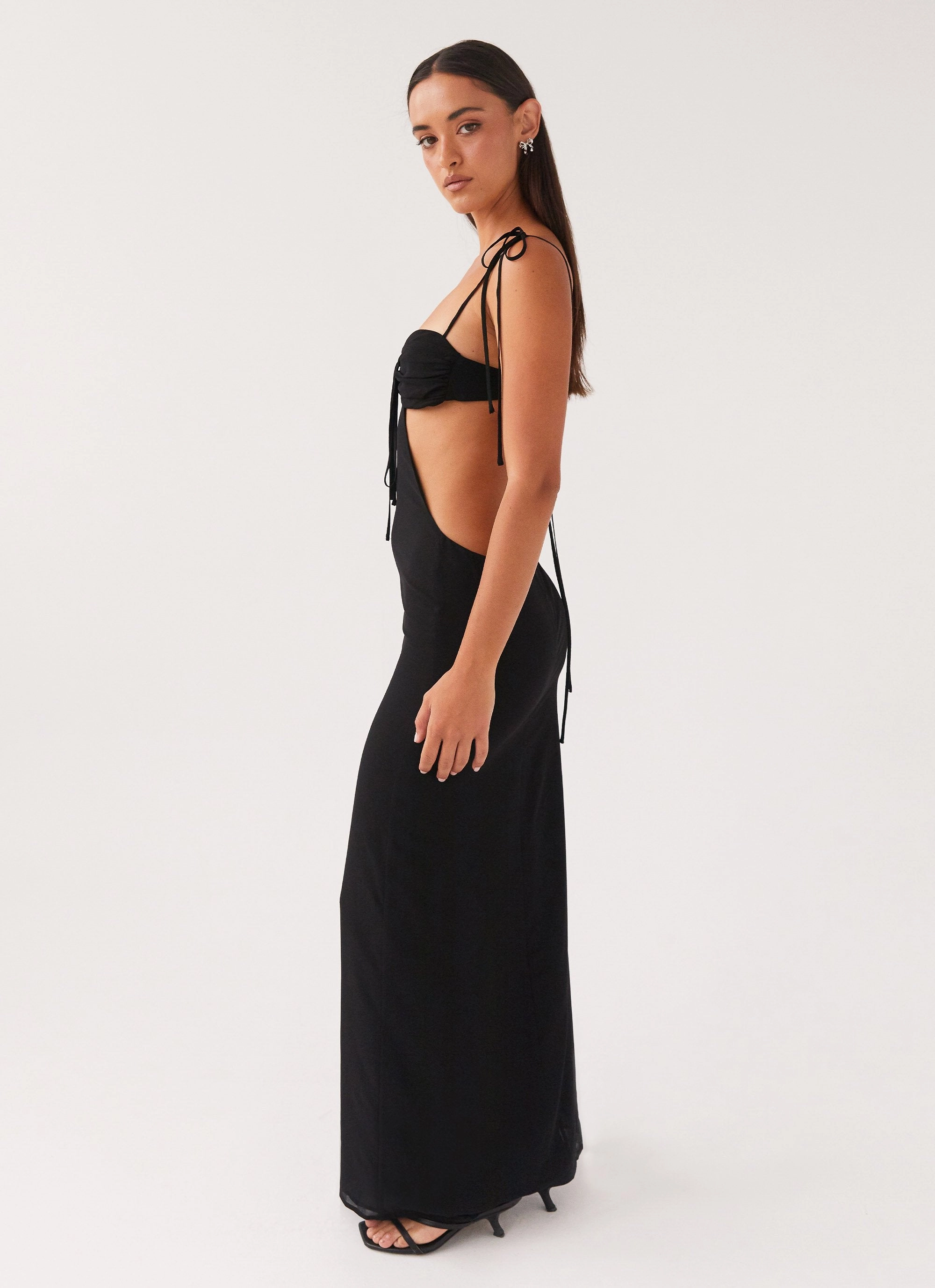 Tyra Ruched Maxi Dress - Black Balanced Lines Daily Comfort