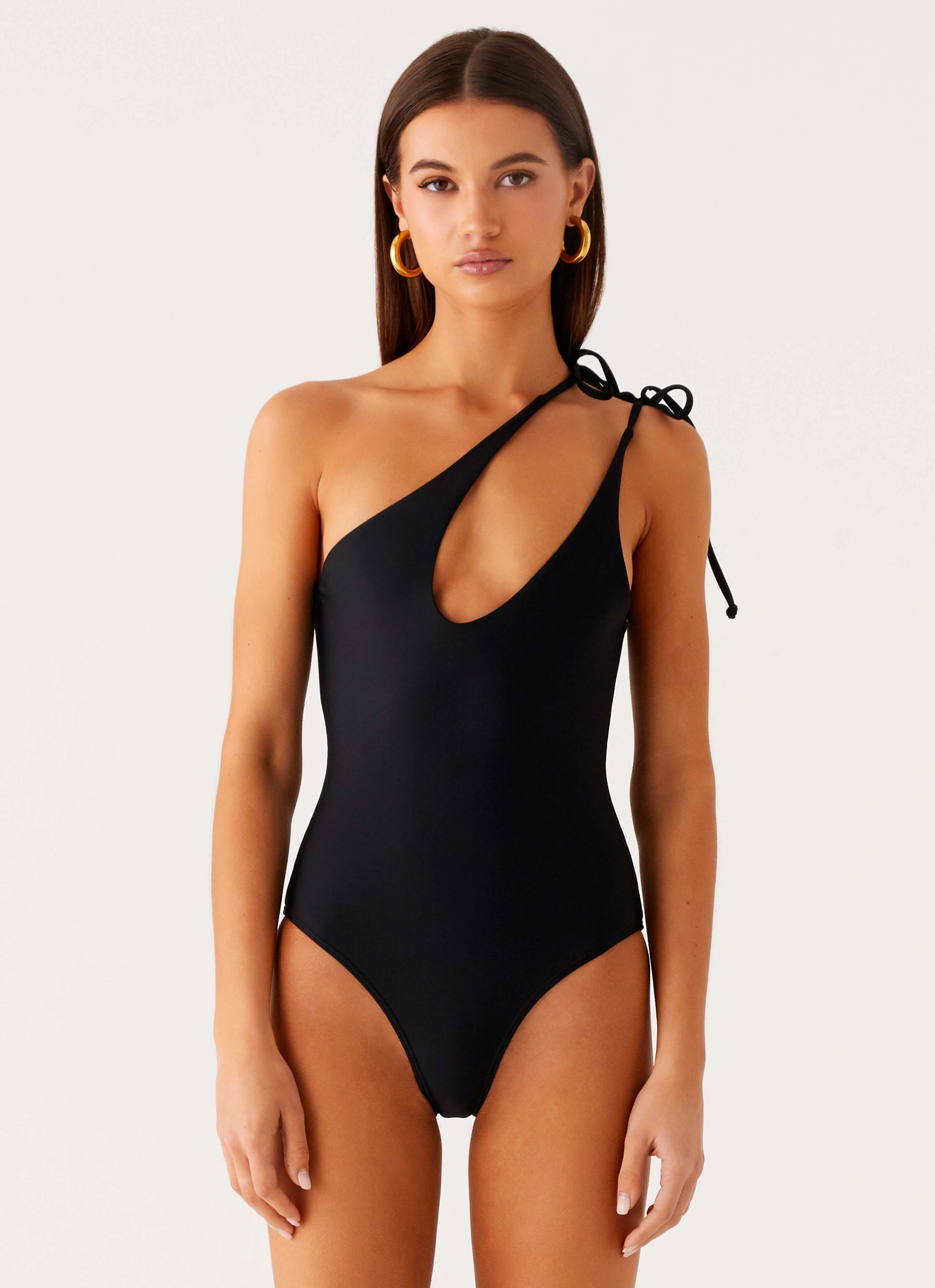 AntiStatic Treatment Drifted One Piece Swimsuit - Black