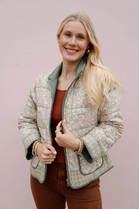 Gathering Up Reversible Jacket Ventilated Side Panels Thermoregulating Fabric