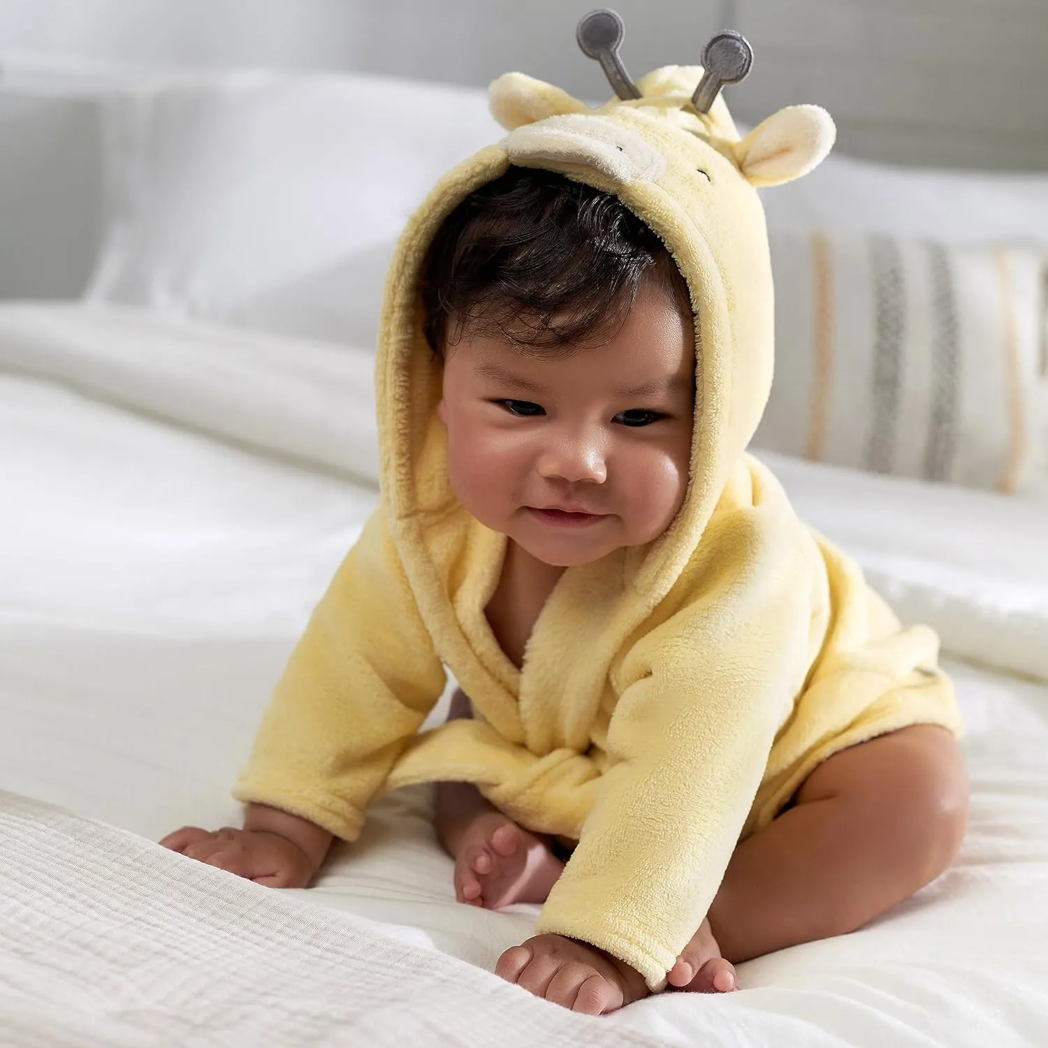Gerber Unisex Baby Plushy Soft Hooded Animal Character Bathrobe