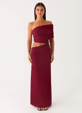 Gillian Maxi Dress - Maroon Fluid Cut Classic Look