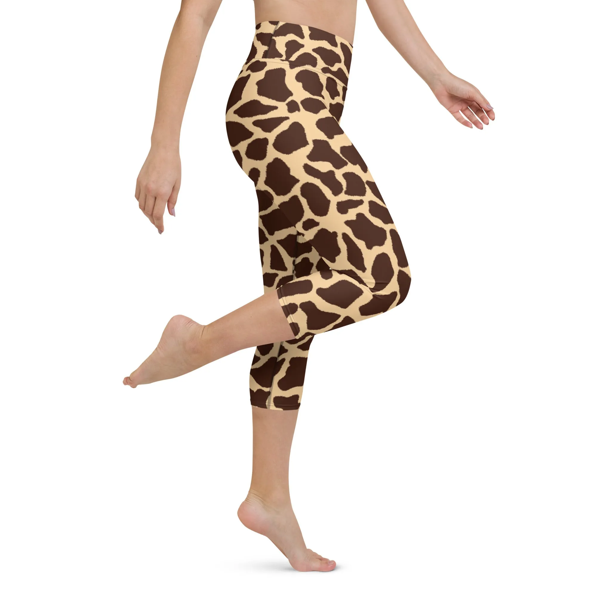 Giraffe print capri for women's